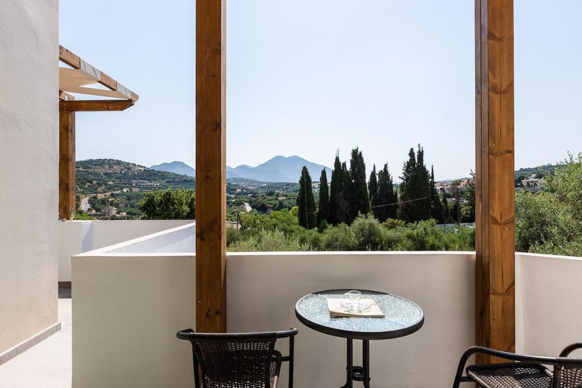 Villa Chnaris - Private Pool And Sauna